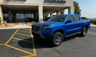 2026 Nissan Frontier SV