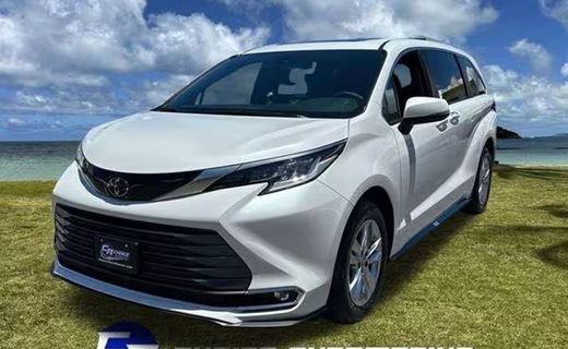 2026 Toyota Sienna Limited