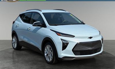 2023 Chevrolet Bolt EUV LT