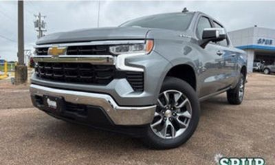 2024 Chevrolet Silverado Trail Boss LT