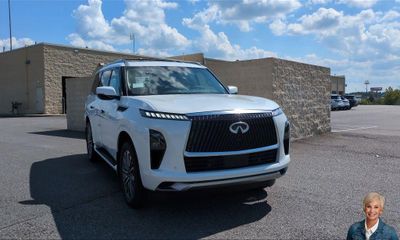 2027 Infiniti QX80 Luxe