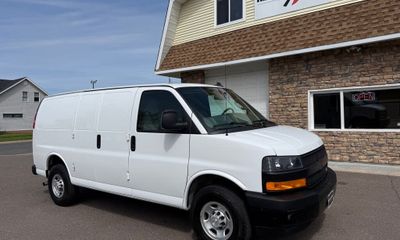 2023 Chevrolet Express 2500