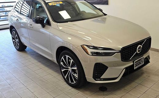 2023 Volvo XC60 Ultimate Dark