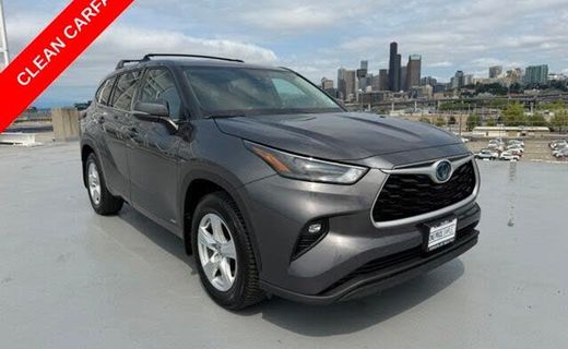 2022 Toyota Highlander LE