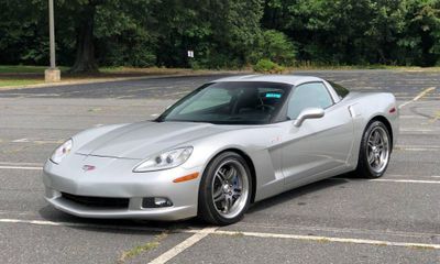 2005 Chevrolet Corvette Coupe