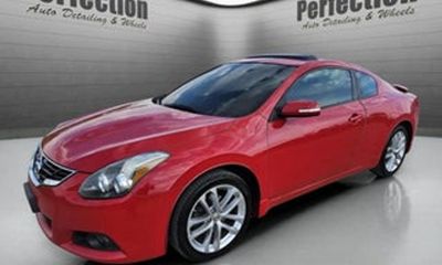 2011 Nissan Altima SR