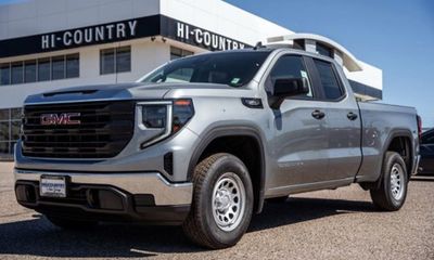 2026 GMC Sierra Pro