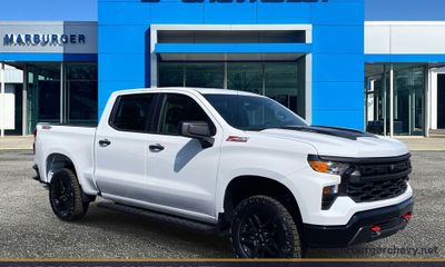 2026 Chevrolet Silverado Trail Boss Custom