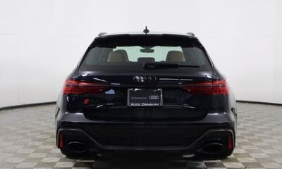 2021 Audi RS 6 Avant Quattro