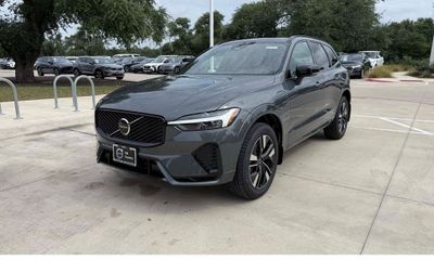 2026 Volvo XC60 Core