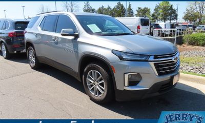 2023 Chevrolet Traverse LT