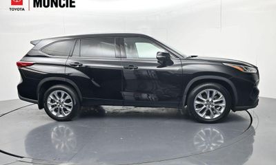 2023 Toyota Highlander LE L Limited