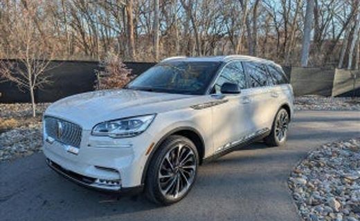 2025 Lincoln Aviator Base