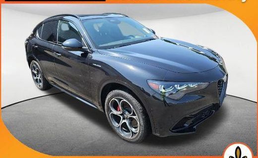 2025 Alfa Romeo Stelvio