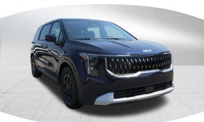 2027 Kia Carnival LXS