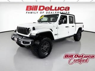 2024 Jeep Gladiator Sport