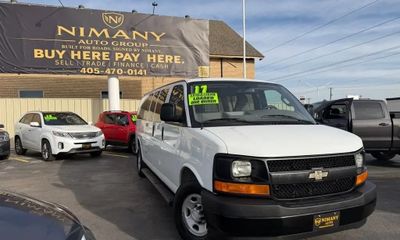 2017 Chevrolet Express Passenger LS EXT