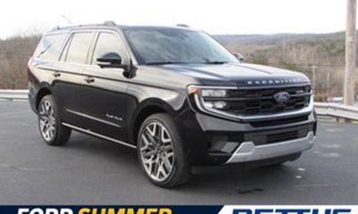 2027 Ford Expedition Platinum