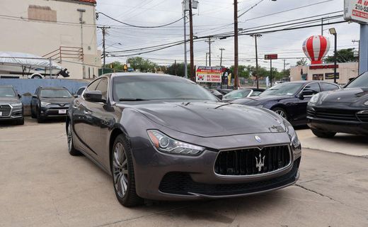 2017 Maserati Ghibli Base