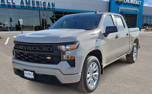 2026 Chevrolet Silverado Custom