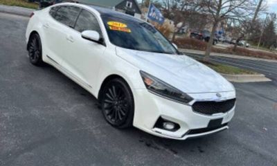 2017 Kia Cadenza Premium Pano Luxury