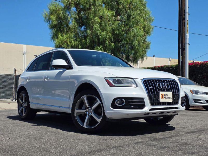2015 Audi Q5 — a typically priced live listing