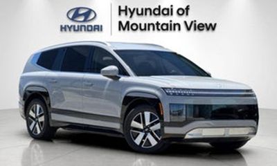 2026 Hyundai Ioniq 9 SEL