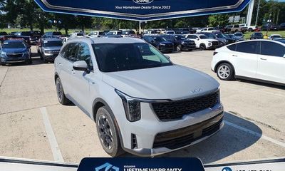 2025 Kia Sorento S