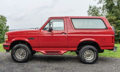 1995 Ford Bronco XL