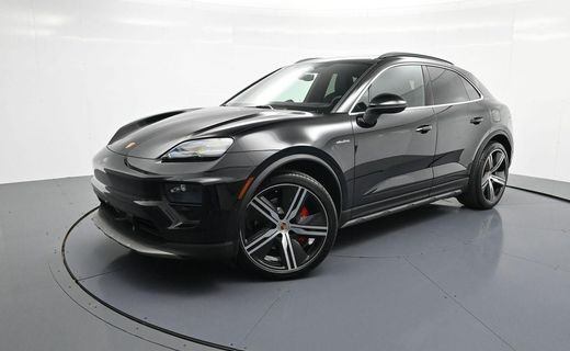 2026 Porsche Macan 4S
