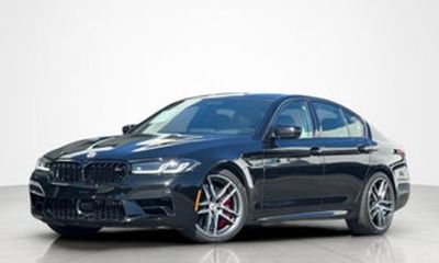 2023 BMW M5