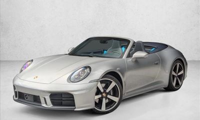 2025 Porsche 911 Carrera