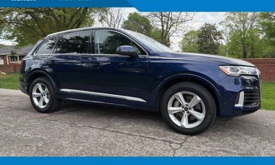 2022 Audi Q7 Quattro Premium