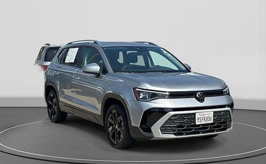2025 Volkswagen Taos SE