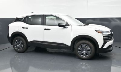 2026 Nissan Kicks MPV S