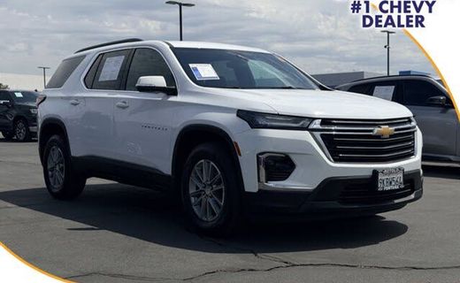 2023 Chevrolet Traverse LT