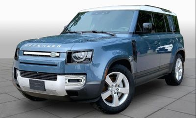 2025 Land Rover Defender 110 S