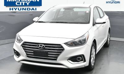 2022 Hyundai Accent SE SEL