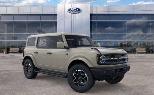2026 Ford Bronco Outer Banks