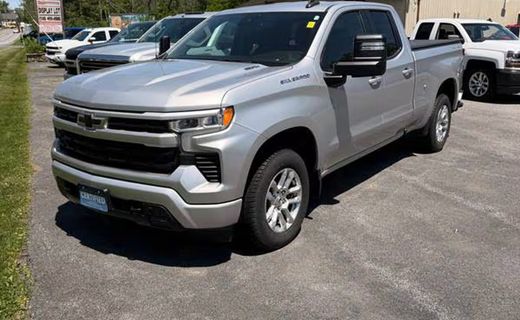 2022 Chevrolet Silverado RST