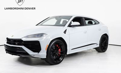 2026 Lamborghini Urus SE