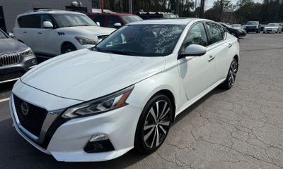 2022 Nissan Altima Platinum