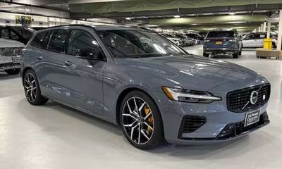 2023 Volvo V60 Polestar Engineered