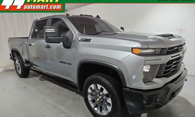 2024 Chevrolet Silverado HD Custom
