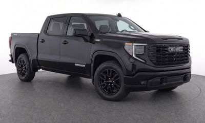 2023 GMC Sierra Elevation