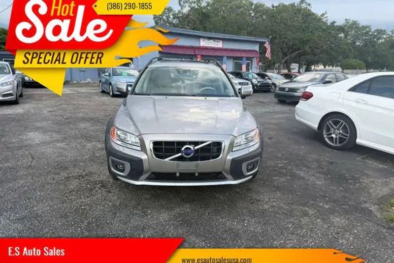 2013 Volvo XC70 — a typically priced live listing