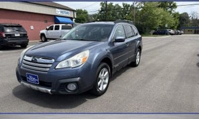 2013 Subaru Outback Limited M R