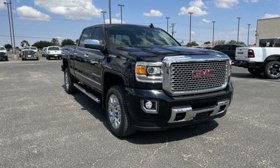 2017 GMC Sierra Denali