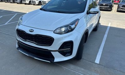 2020 Kia Sportage S Sunroof Package