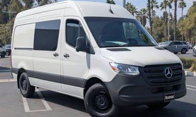 2025 Mercedes-Benz Sprinter 907 VS30
